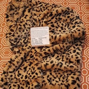 Heatable Neck wrap Leopard print